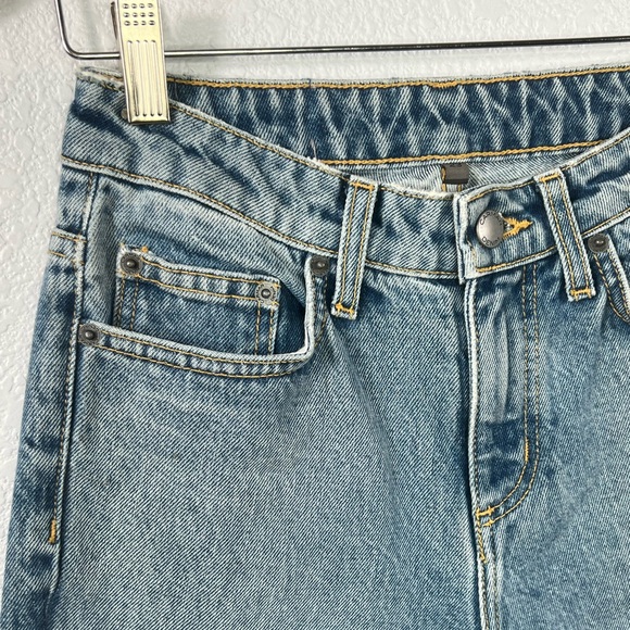 Carmar Hermia Loose Straight Women’s Jeans - Letters Patches Spell It Out Sz 23 - Picture 4 of 7